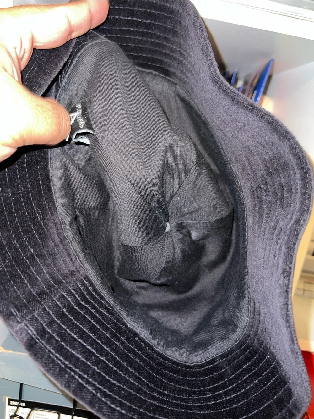2000’s P Miller Black Velvet Bucket Hat - Picture 4 of 4